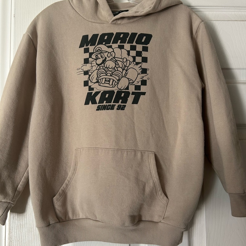 Mario Kart Beige hoody